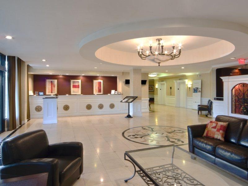 Clarion Hotel Индианаполис Екстериор снимка