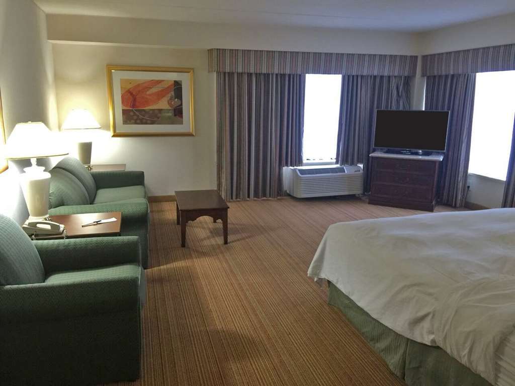 Clarion Hotel Индианаполис Стая снимка