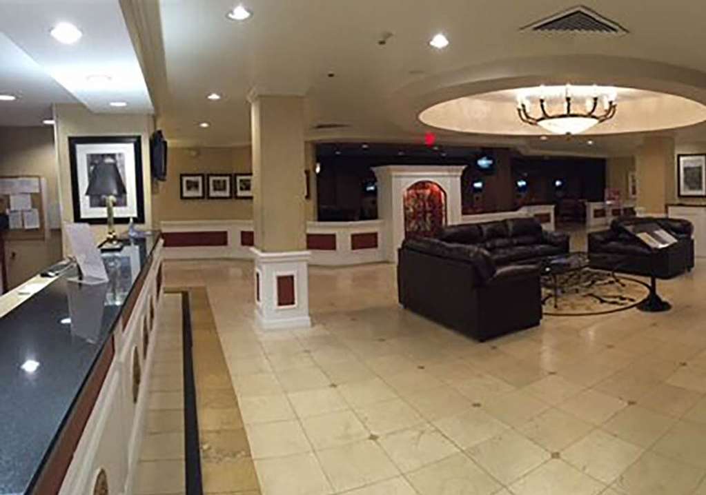 Clarion Hotel Индианаполис Интериор снимка